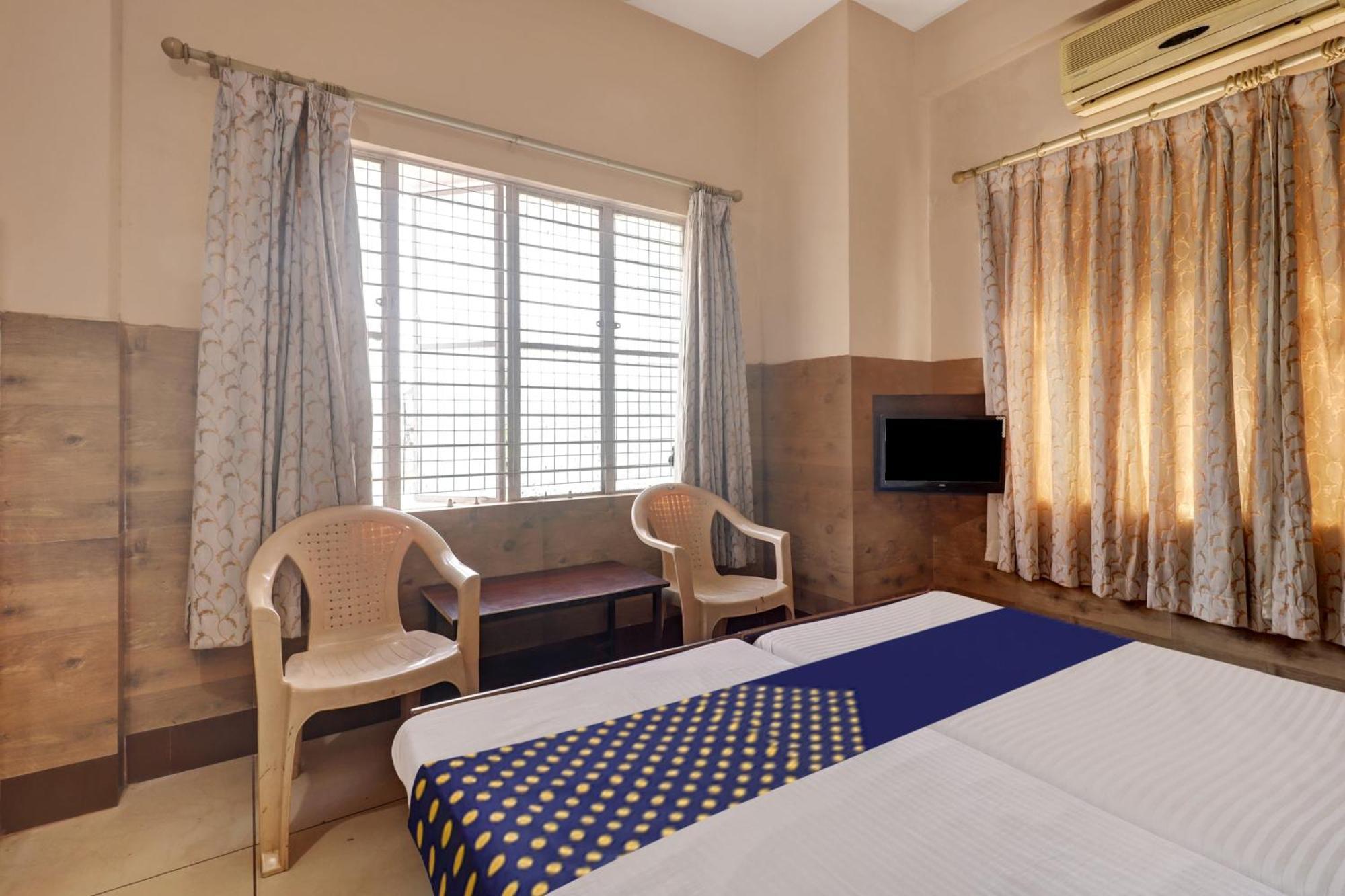 Hotel Spot On Ganga Yatri Nivas Gundlupet Exterior foto